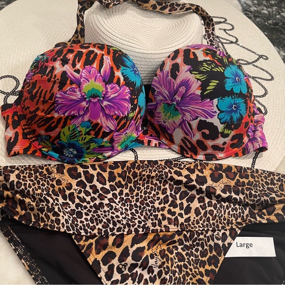 3 piece set …VS bikini bombshell leopard 36C and coverup; and various bottoms - Picture 5 of 16